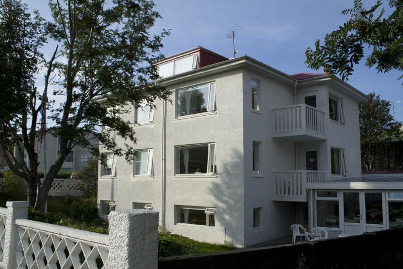 Village Ostello *